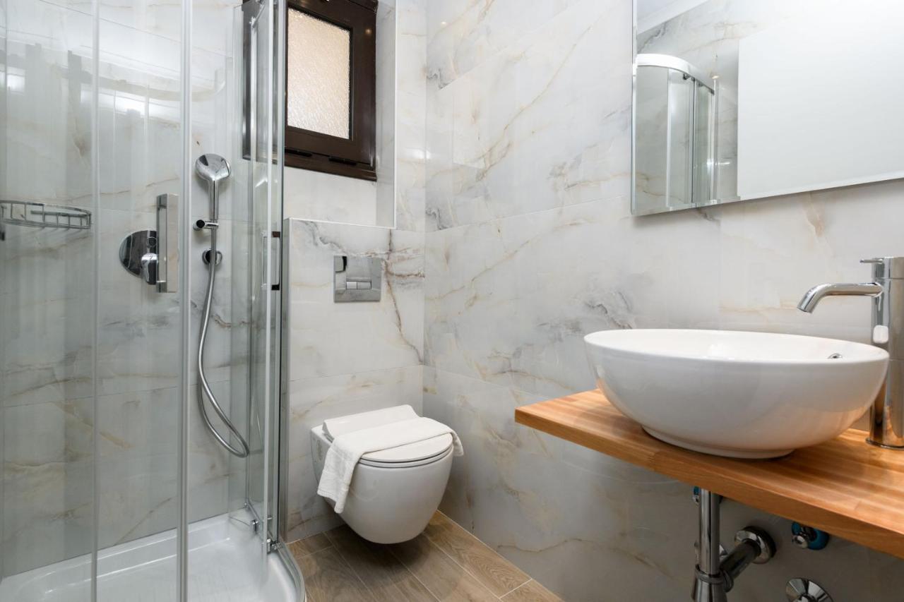 Luxury Sirens Fresh Apartment Лименас Екстериор снимка