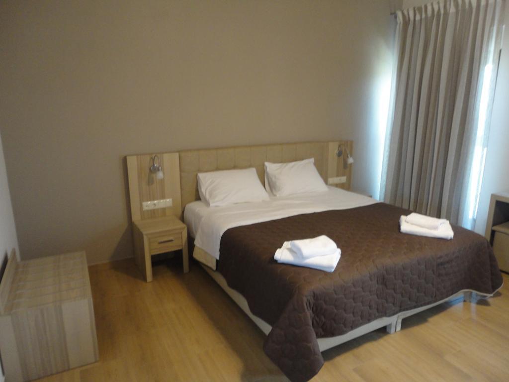 Luxury Sirens Fresh Apartment Лименас Стая снимка