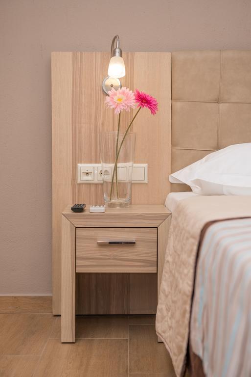 Luxury Sirens Fresh Apartment Лименас Екстериор снимка